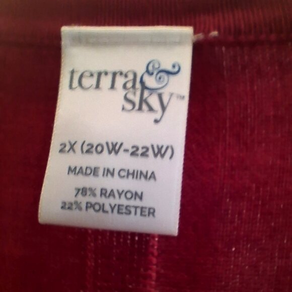 Open Front Cardigan with 2 Pockets by Terra & Sky - Picture 5 of 5